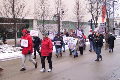 2011_Wisconsin_SEIU_protesters